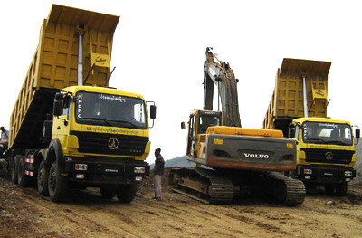 10 units beiben 50 T heavy duty dumper are used in south asia customer's project 
