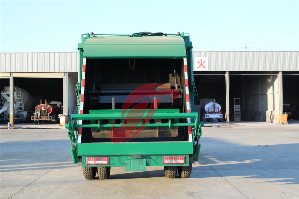 north benz 8 CBM rear loading truck