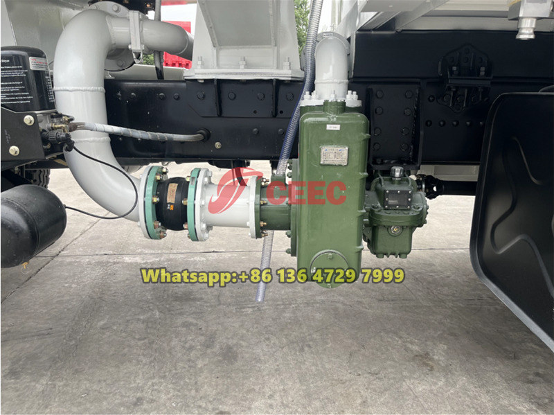 Beiben 30 cubic aircraft refueler truck