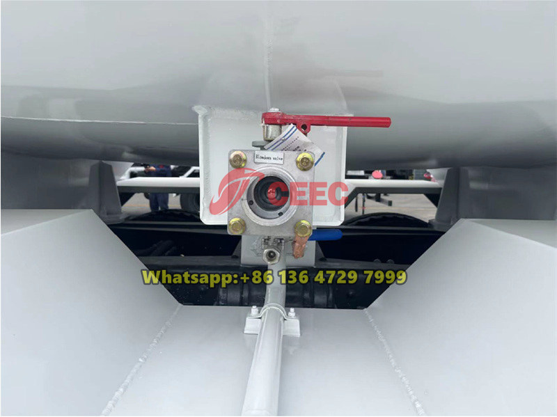 Beiben 12 wheeler aircraft refueling truck