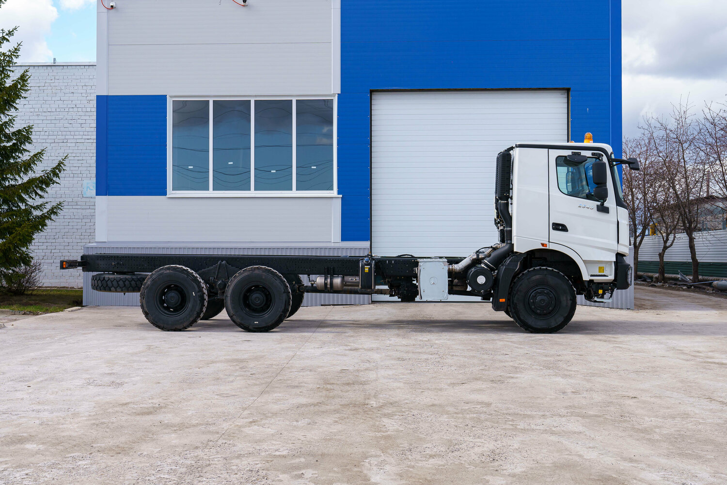 Beiben 6x6 off road truck chassis