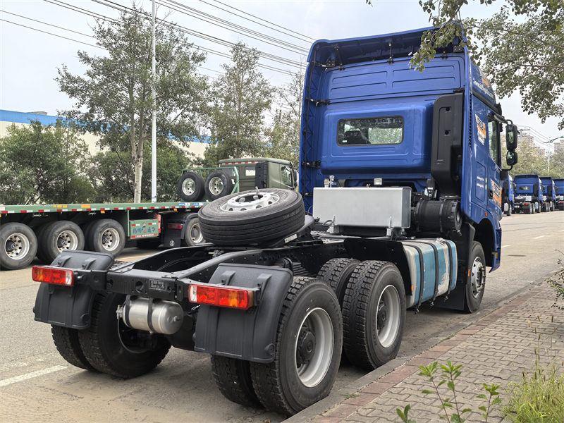 Beiben 10 wheeler prime mover Beiben 10 wheeler prime mover