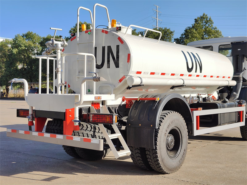 Beiben 4×4 RHD water bowser truck
