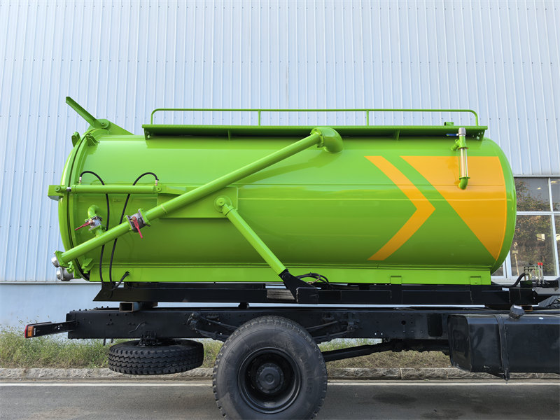 Beiben 10000L vacuum sewage truck Beiben 10000L vacuum sewage truck