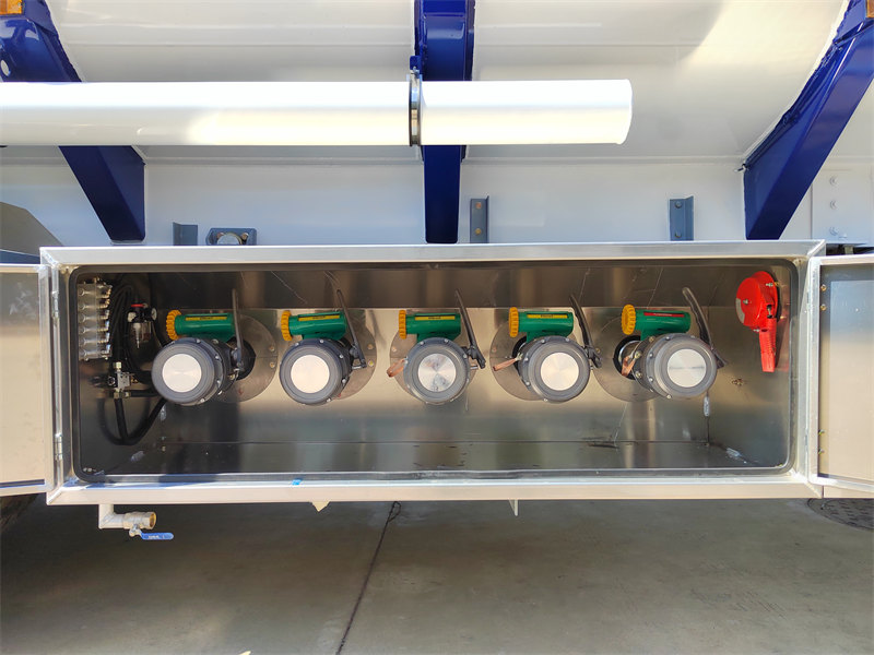 Diesel tanker semi-trailer manufacturer