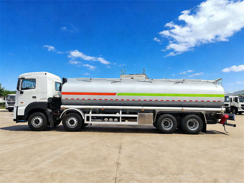 Beiben V3 8×4 fuel bowser truck Beiben V3 8×4 fuel bowser truck