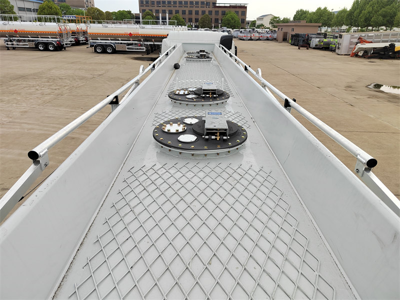 Beiben 30CBM fuel tanker truck