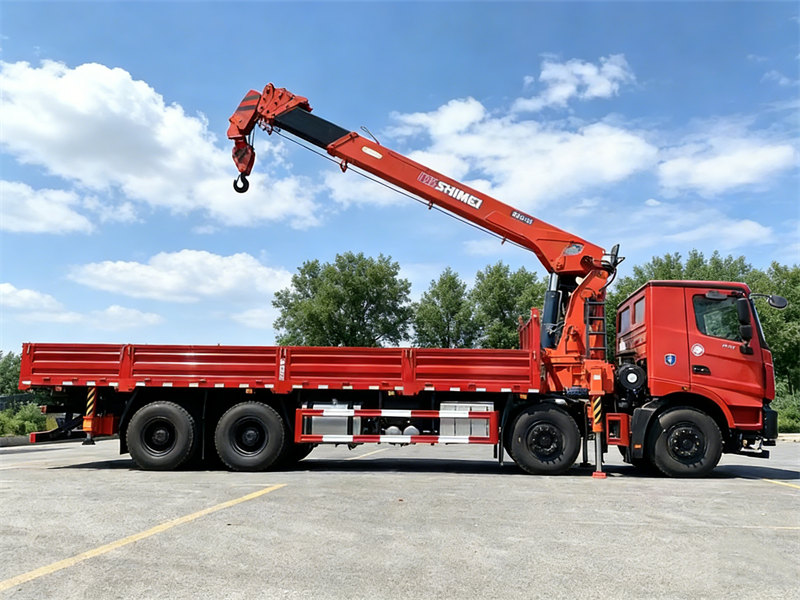 Beiben 8&times;4 service truck with crane