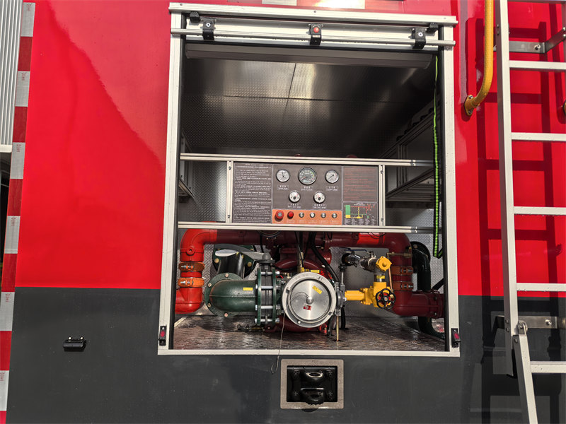 Beiben 6&times;4 foam firefighting truck