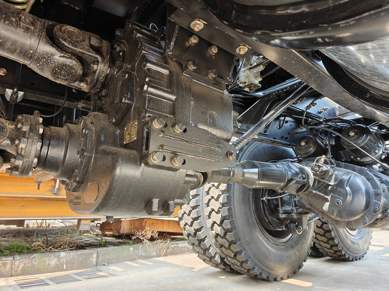 Beiben 6&times;6 timber lorry chassis