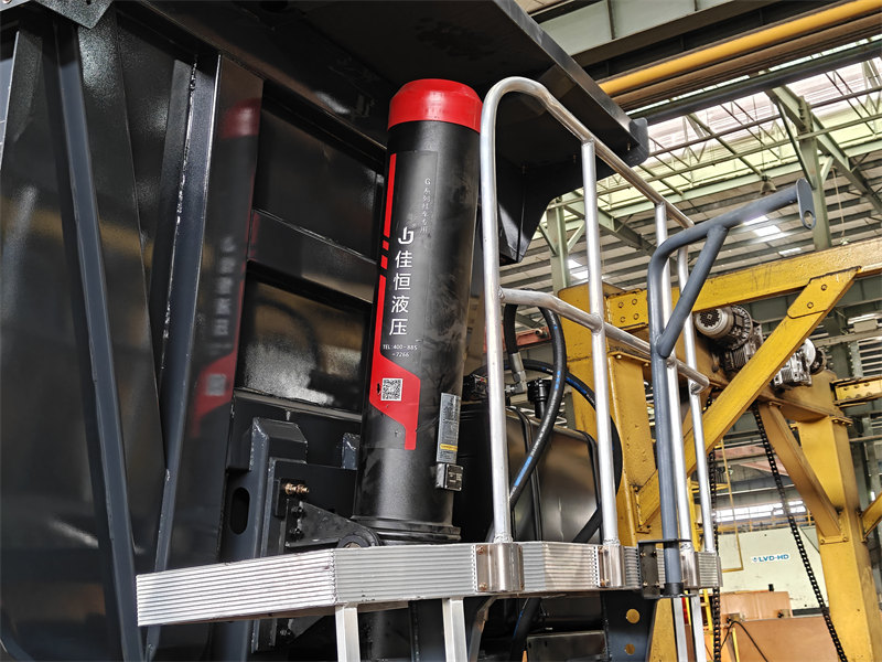 U-shaped rear dump tipper trailer