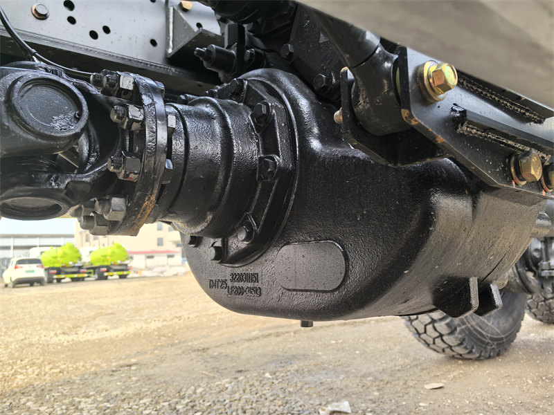 Beiben 6&times;6 all wheel drive chassis