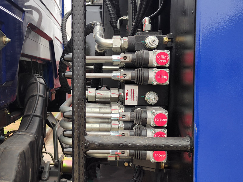 Beiben heavy duty refuse compactor truck for sale