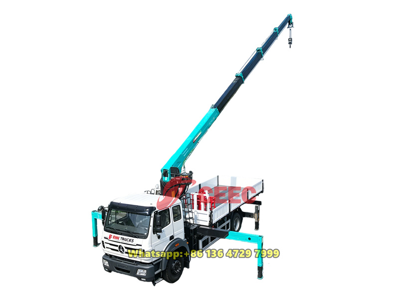 Beiben 6 wheeler cargo truck with crane Beiben 6 wheeler cargo truck with crane