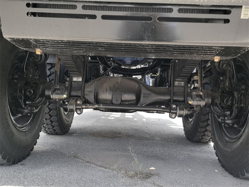 Beiben 8&times;8 heavy-duty chassis