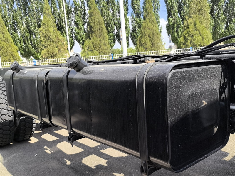 Beiben 8&times;8 heavy off-road chassis
