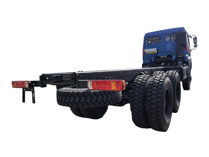 Beiben 6&times;6 all wheel drive truck