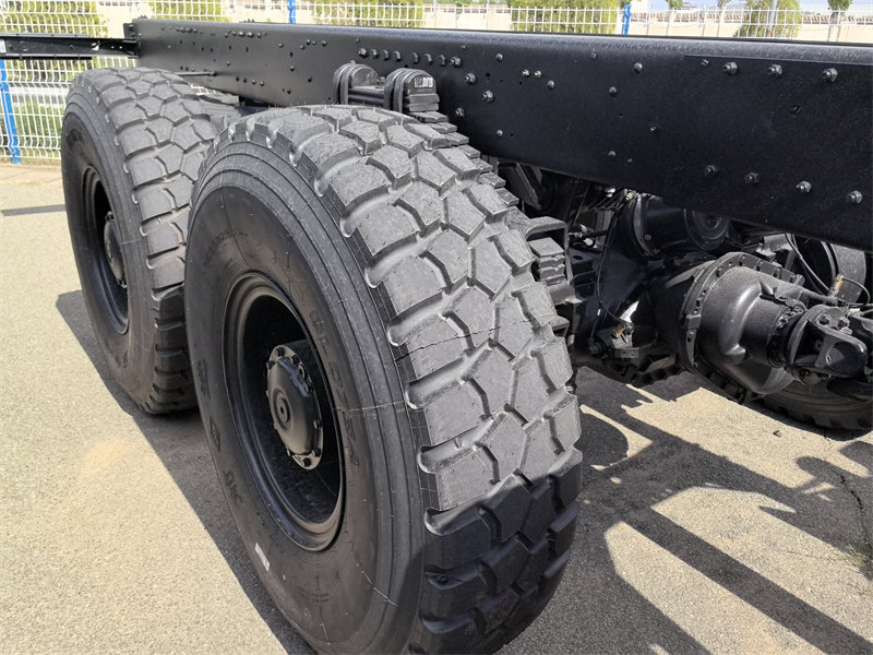 Beiben 6&times;6 all wheel drive chassis