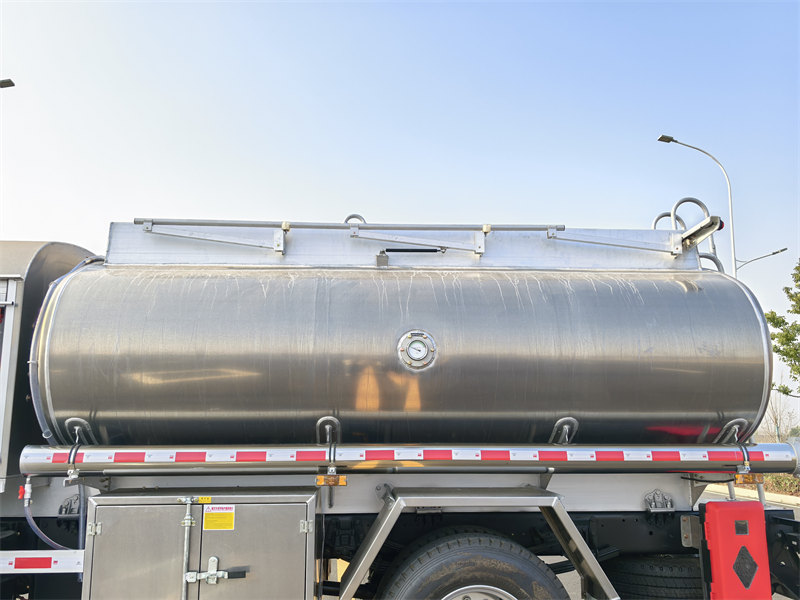 Beiben 6 wheels aircraft fuel tanker truck