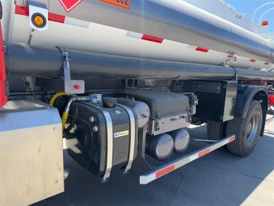 Beiben 4×4 off road fuel tanker truck