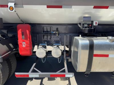 Beiben 4×4 off road fuel tanker truck