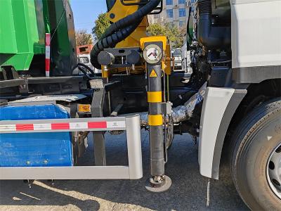 Beiben 10-wheeler hook lift truck with crane