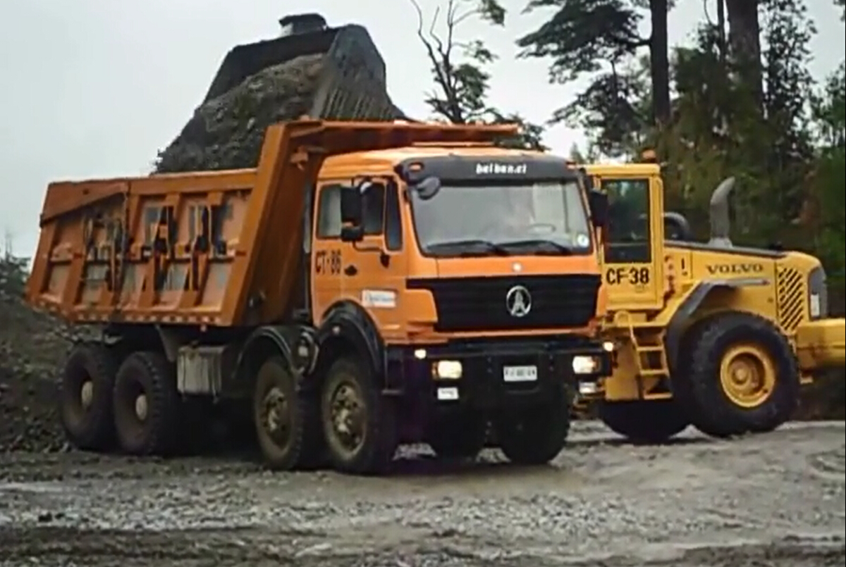North benz 8*4 dump truck working test in customer minging  project 