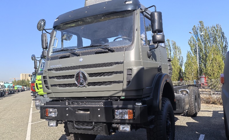 Beiben 6x6 military off road truck with 14.00R20 tyre